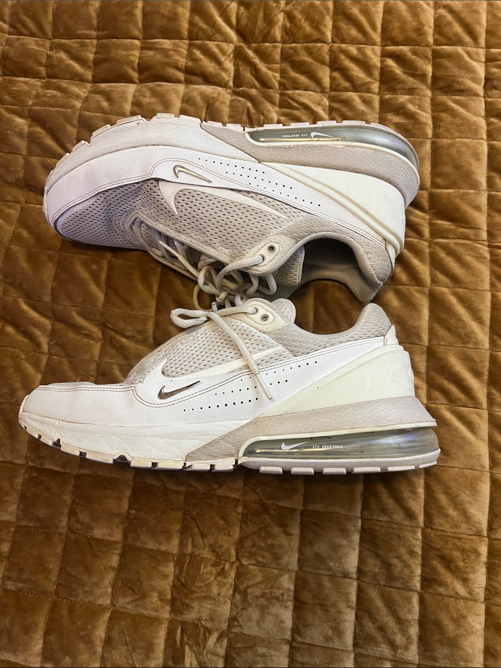 Nike Air Max Pulsewhite & Light Gray Sneakers